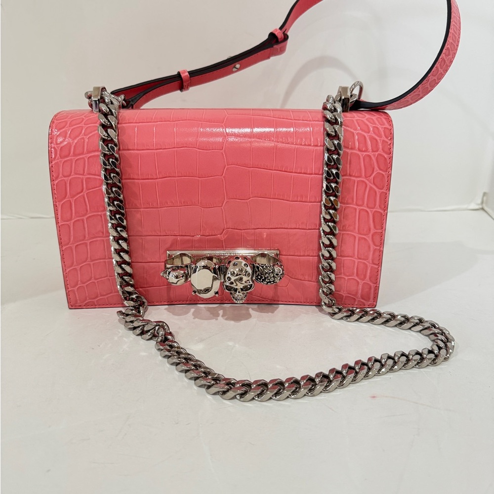 Alexander McQueen Medium Four Ring Croc Embossed Leather Crossbody Bag Pink NEW